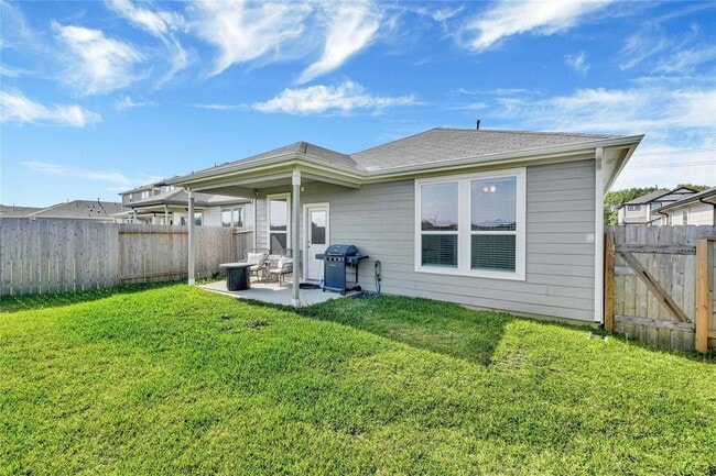 Building Photo - 23823 Escardilla Dr