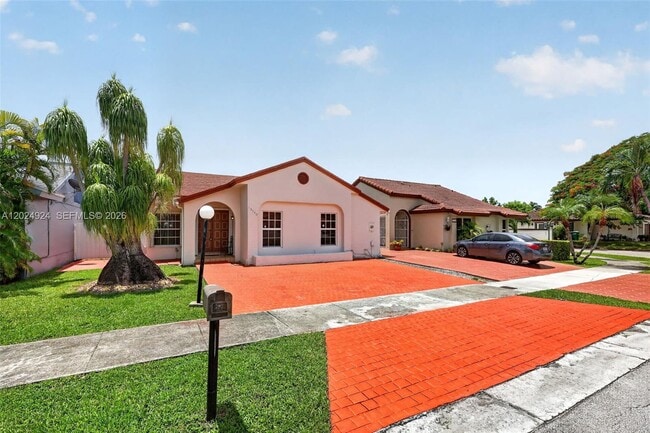 Building Photo - 13440 SW 28th St