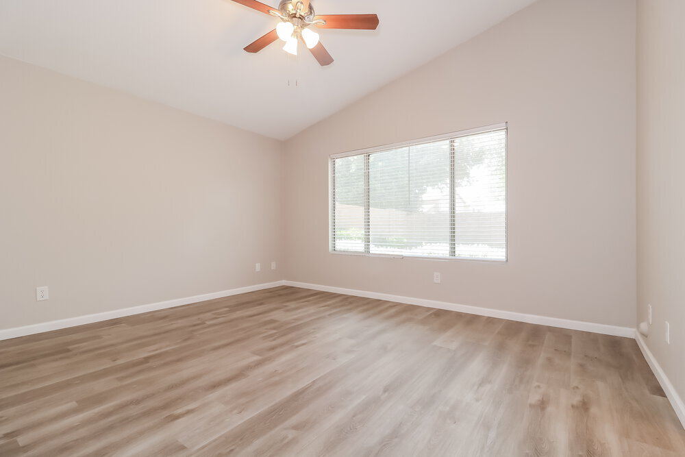 Building Photo - 14927 W Rampart Dr
