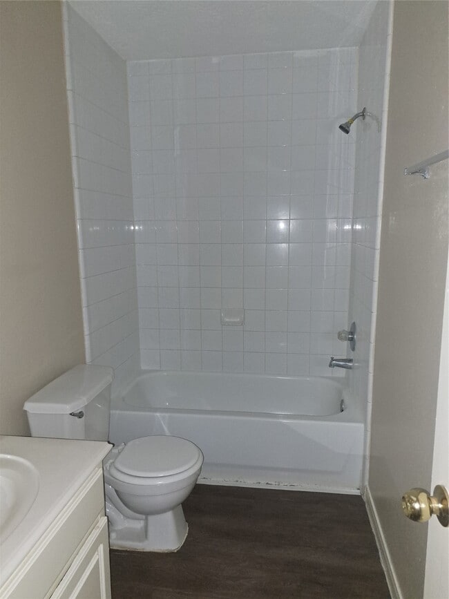 Building Photo - 26815 Cypresswood Dr