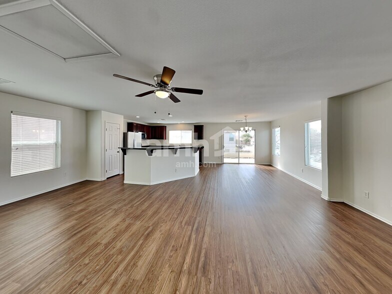 Building Photo - 11561 Andorra St