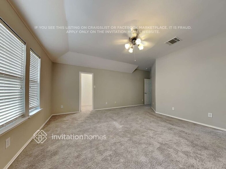 Building Photo - 708 Orchid Blvd