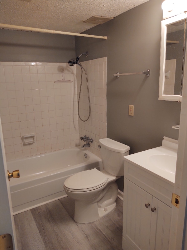 Building Photo - 1310 Louisville Rd