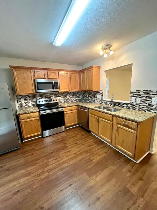 Building Photo - 5473 Harris Cove Dr