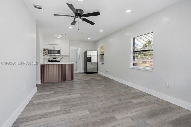 Building Photo - 15900 NW 18th Ave