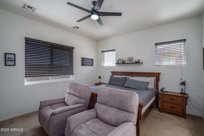 Building Photo - 14757 W Pasadena Ave