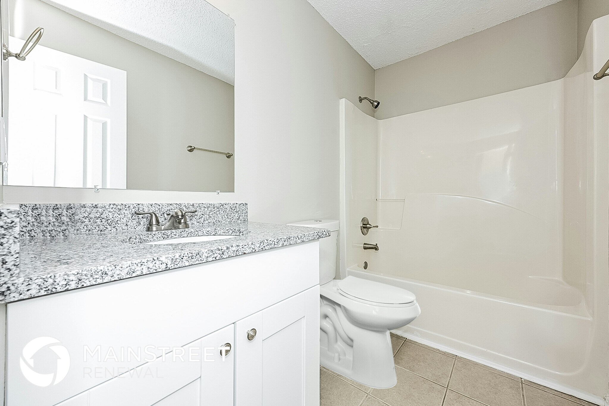 Building Photo - 10588 Village Landing