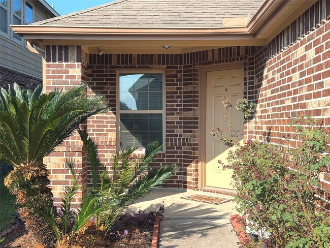 Building Photo - 1626 Thornhollow Dr