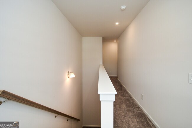 Building Photo - 350 Cranston Dr