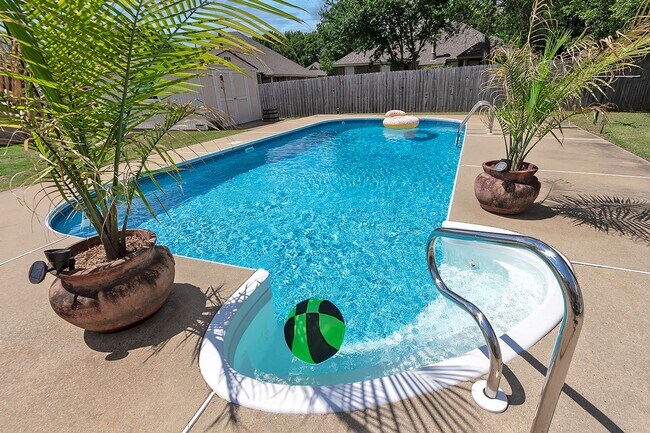 Building Photo - Home for rent in Prattville