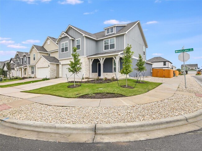 Building Photo - 1625 Holly Lk Dr