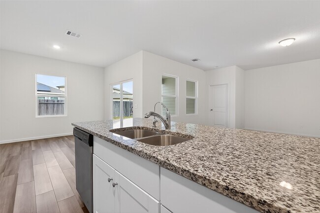 Building Photo - 1065 Long Bay Ct