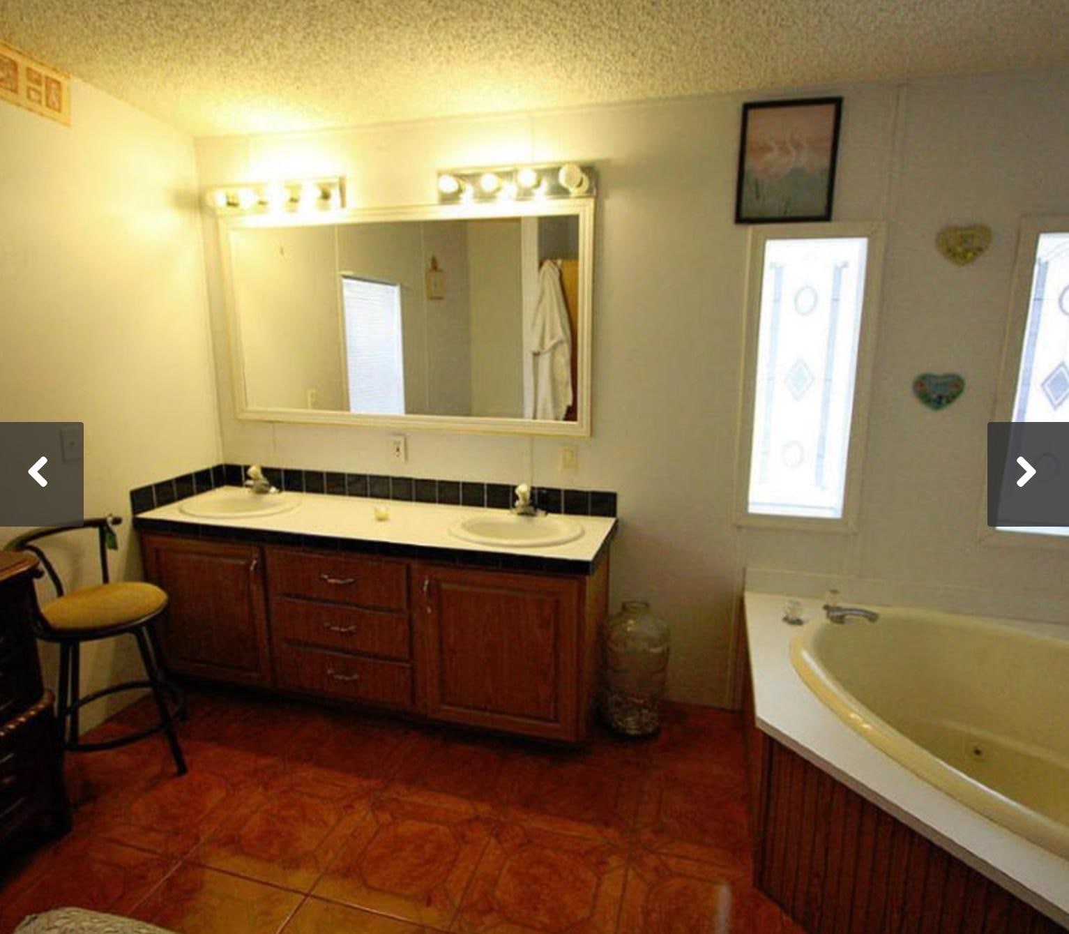 Building Photo - 7610 Plumwood Dr