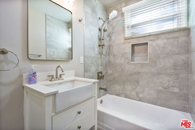 Building Photo - 5911 S Corning Ave