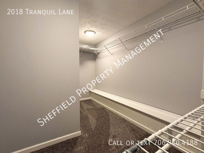 Building Photo - 2018 Tranquil Ln