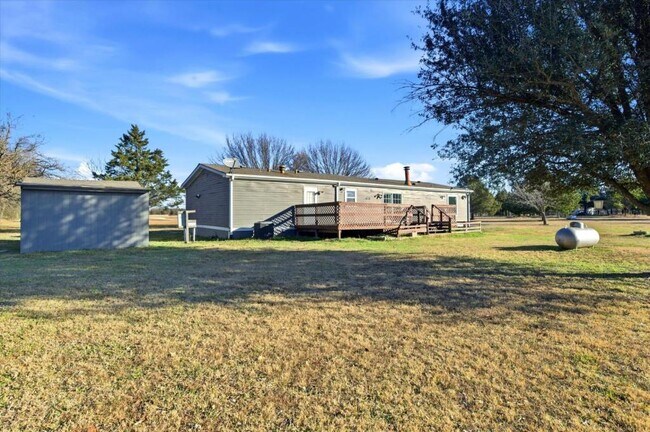 Building Photo - 2828 Sandusky Rd E