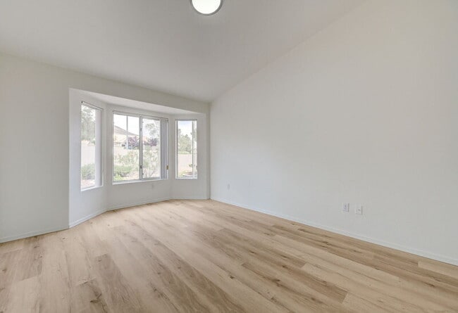 Building Photo - 2613 Breakers Creek Dr