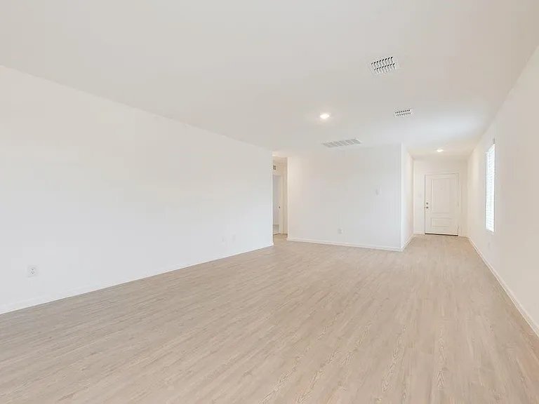Building Photo - 1838 Sanderling St
