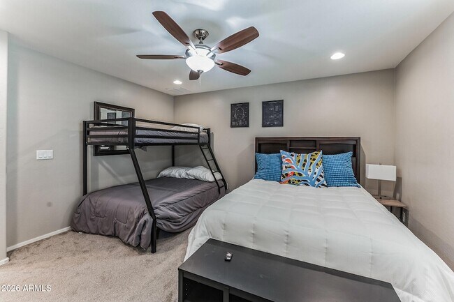 Building Photo - 7657 S Debra Dr