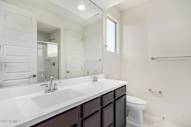 Building Photo - 6970 W Gwen St