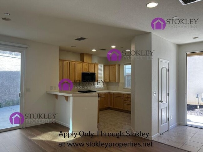 Building Photo - 238 Ladybug Ln