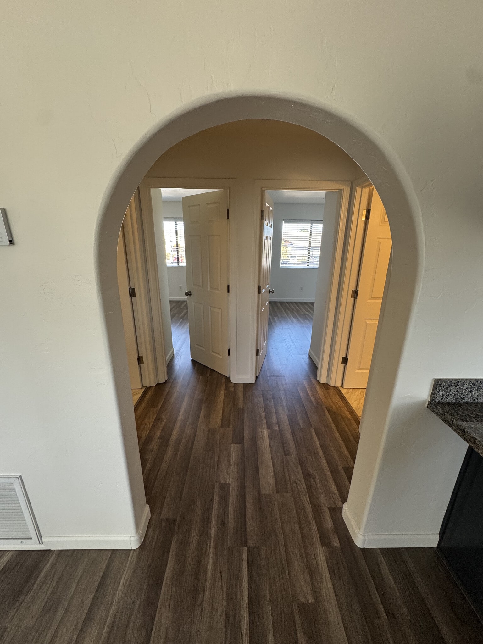 Building Photo - 8440 E Greg Ct