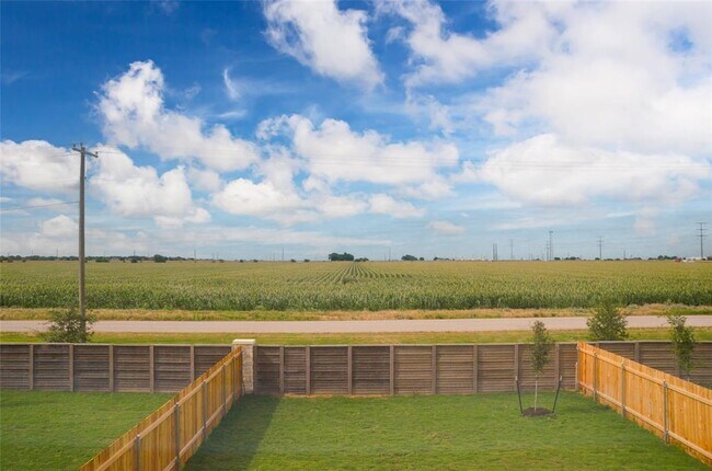 Building Photo - 136 Canley Lp
