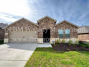 Building Photo - 864 Keystone Ct