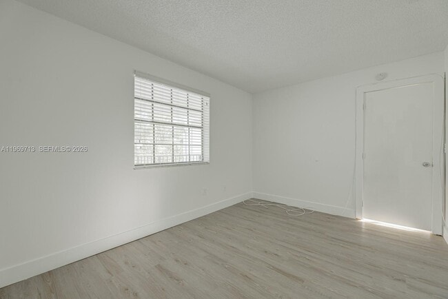 Building Photo - 950 Constitution Dr