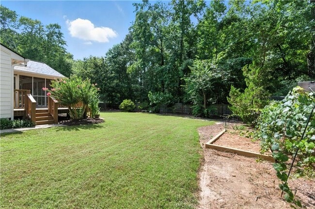 Building Photo - 1091 Colony Dr