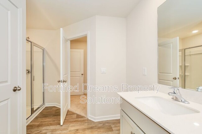 Building Photo - 1132 Evelynnview Ln