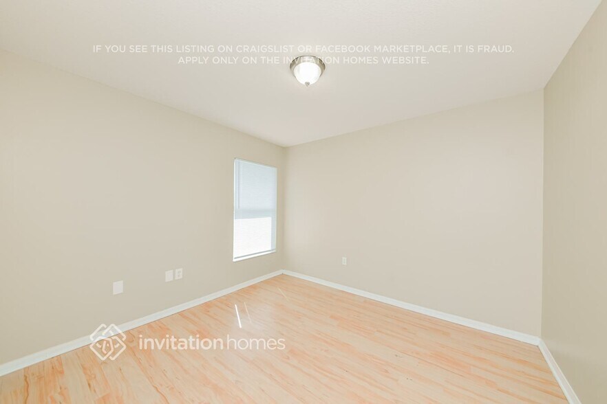 Building Photo - 4923 23rd St E