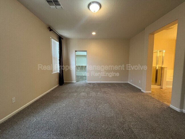 Building Photo - 3454 E Constitution Dr