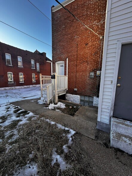 Building Photo - 1460 Laurel St