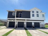 Building Photo - 13117 Vickery St