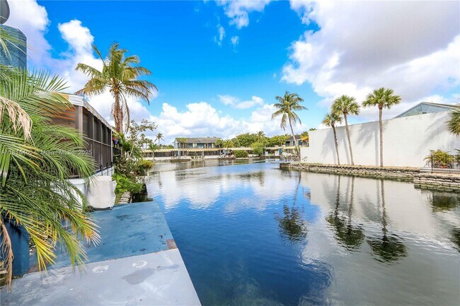 Building Photo - 16424 Briar Patch Pl