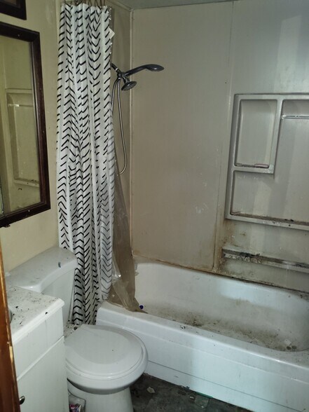 Building Photo - 1308 St Stephens Dr