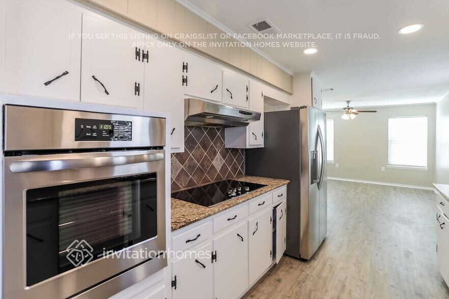 Building Photo - 506 Ridgeview Dr