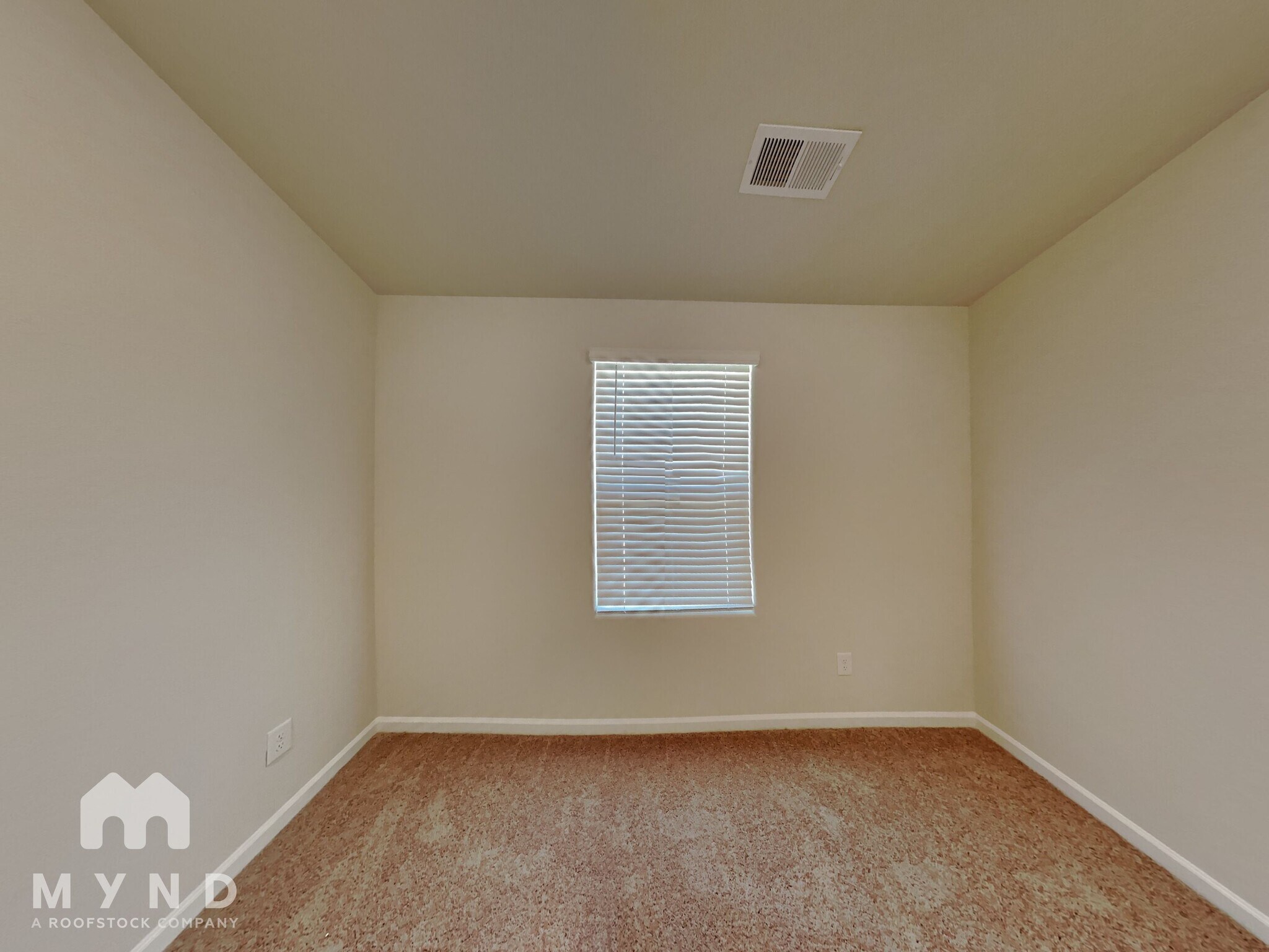 Building Photo - 126 Warwick Dr