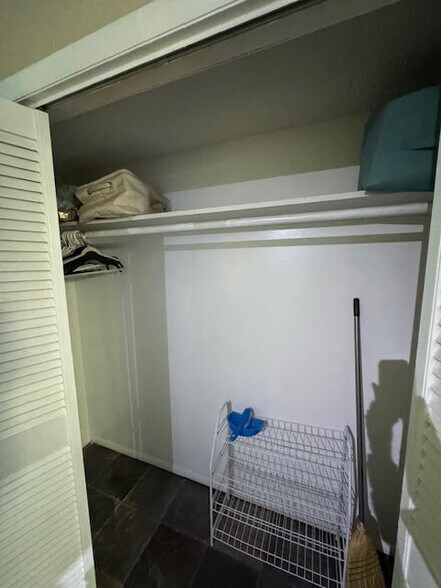 Building Photo - 217 Molokai Vlg