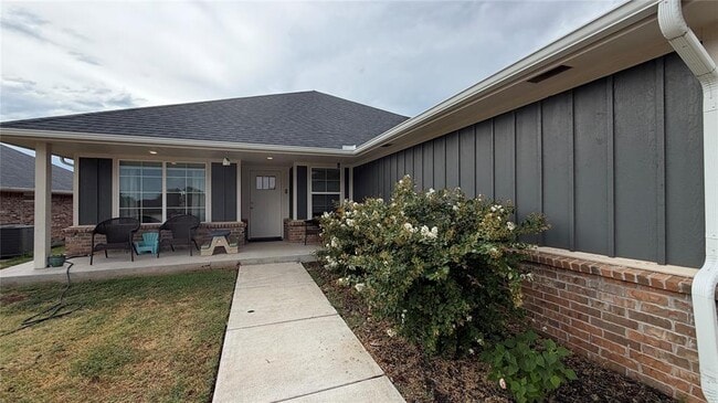 Building Photo - 489 Hardesty Dr