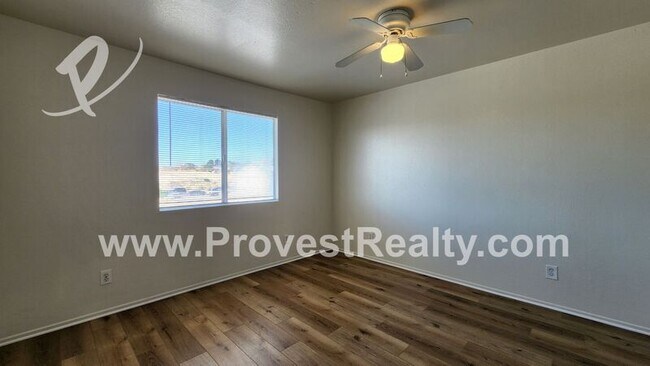 Building Photo - 16687 Zenda St