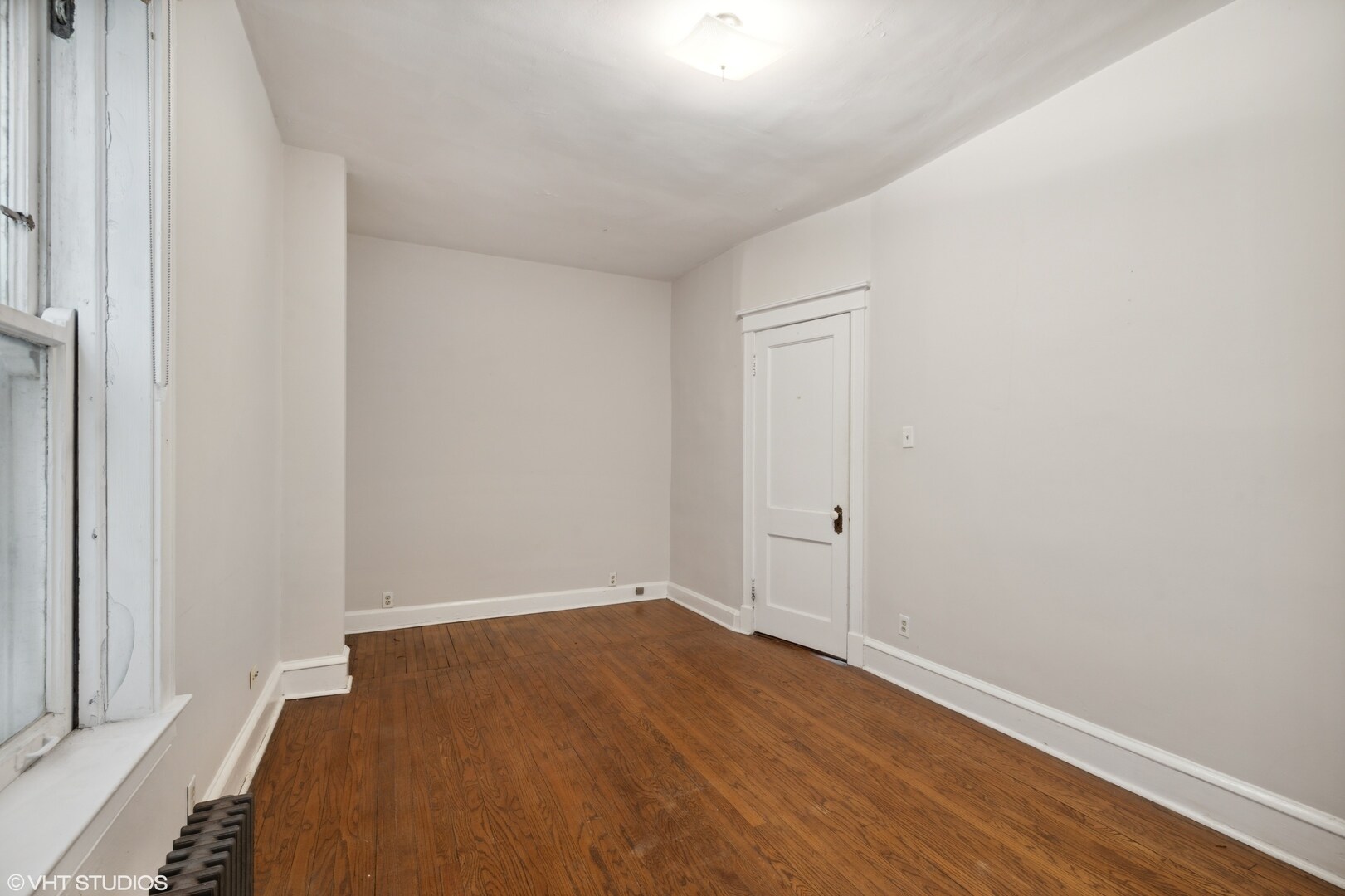 Building Photo - 1444 W Berwyn Ave