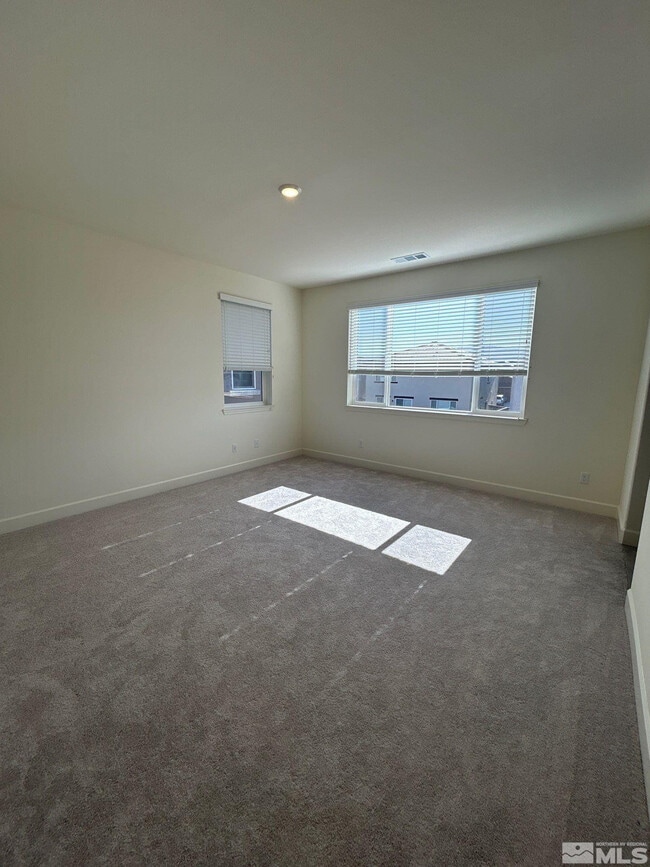Building Photo - 6802 Ronaldinho Dr