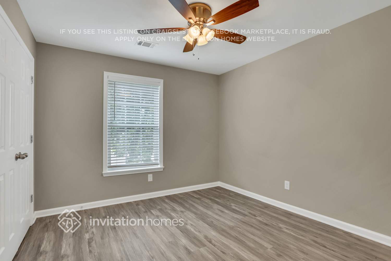 Building Photo - 6390 Ashdale Dr