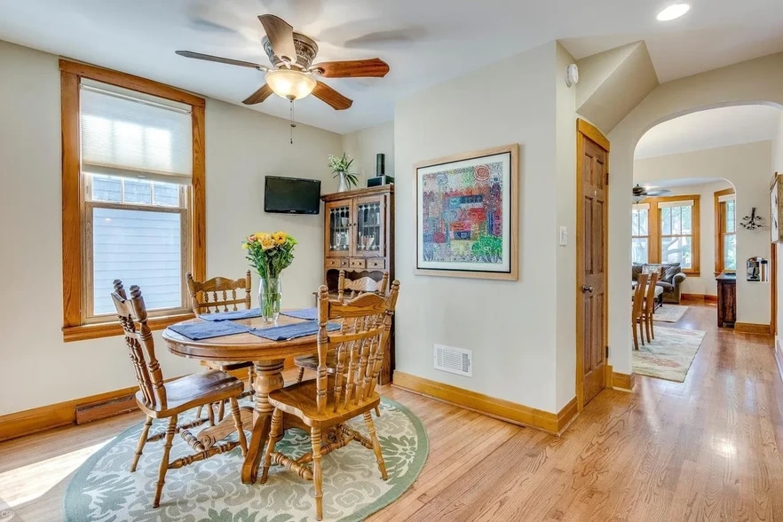 Building Photo - 4021 N Francisco Ave