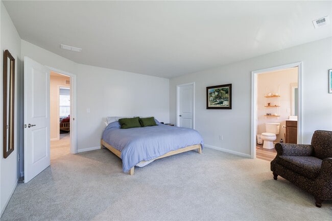 Building Photo - 23 Keuka Ln