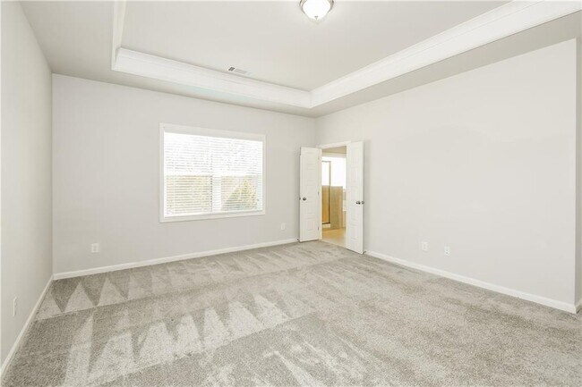 Building Photo - 5379 Fox Den Rd