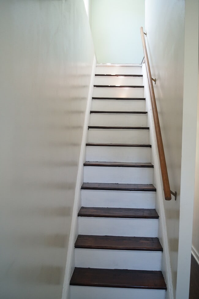 2nd Staircase - 4234 Lydia St