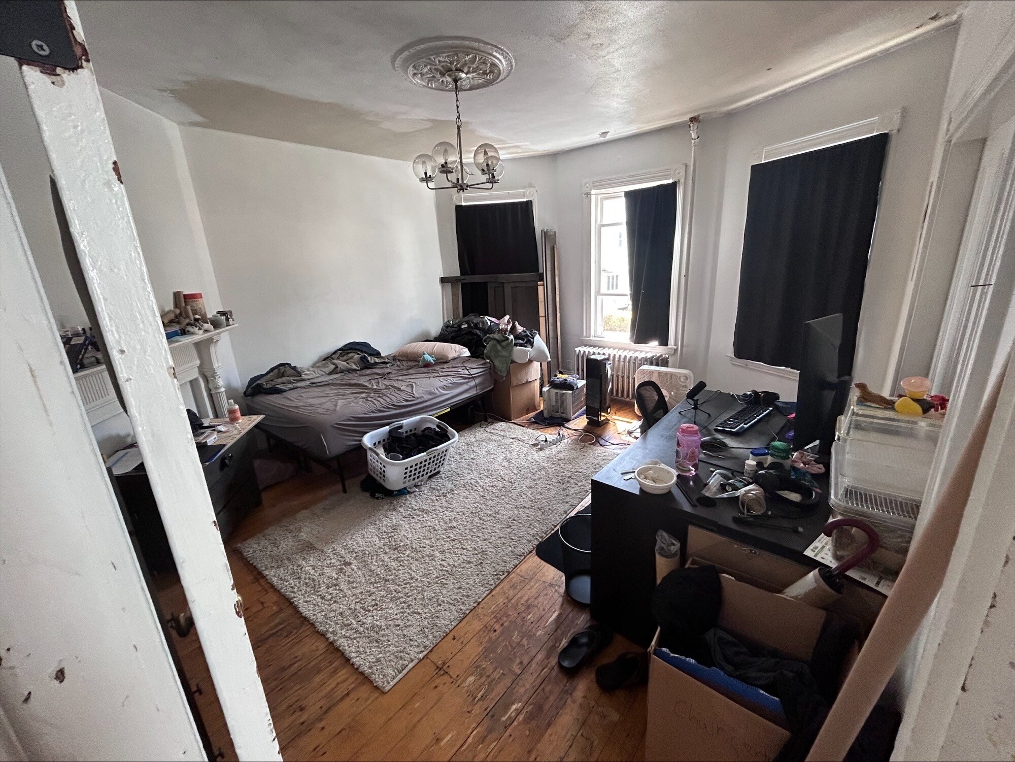 Building Photo - 55 Hillside St